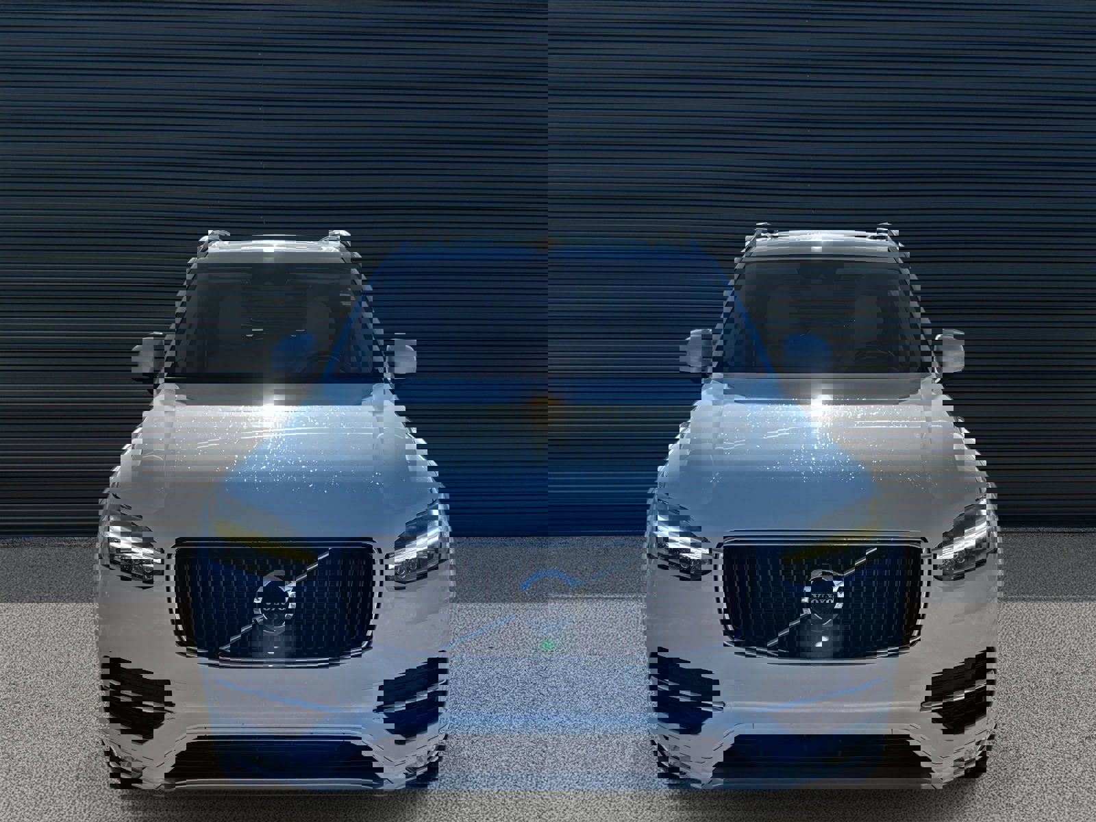 Used 2017 Volvo XC90 T6 Momentum w/ Vision Package image 2