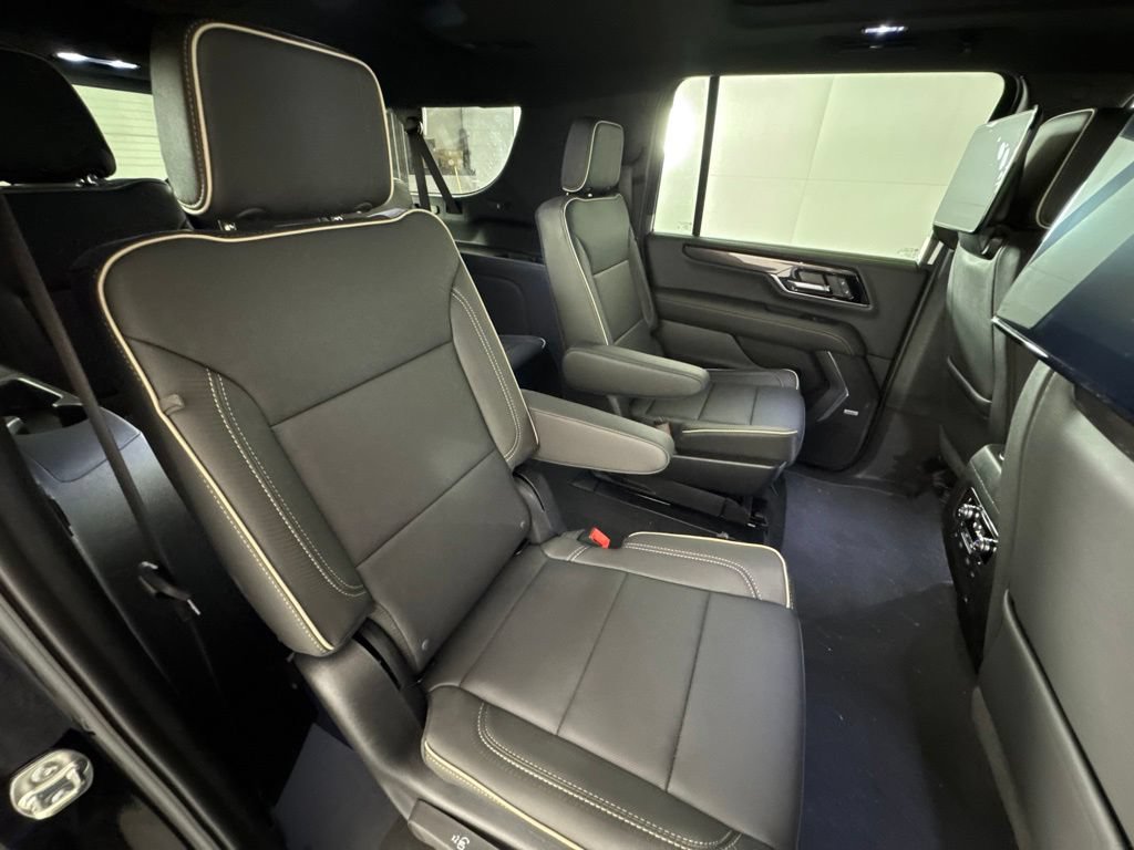 New 2026 GMC Yukon XL Elevation w/ Elevation Premium Package AWD/4WD image 35