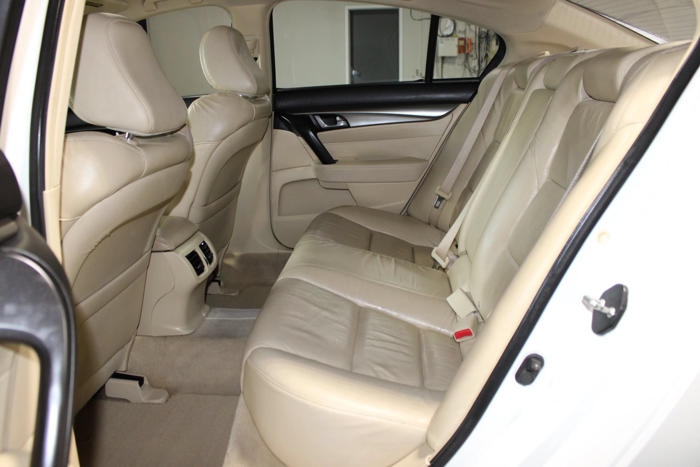 Used 2010 Acura TL FWD image 24