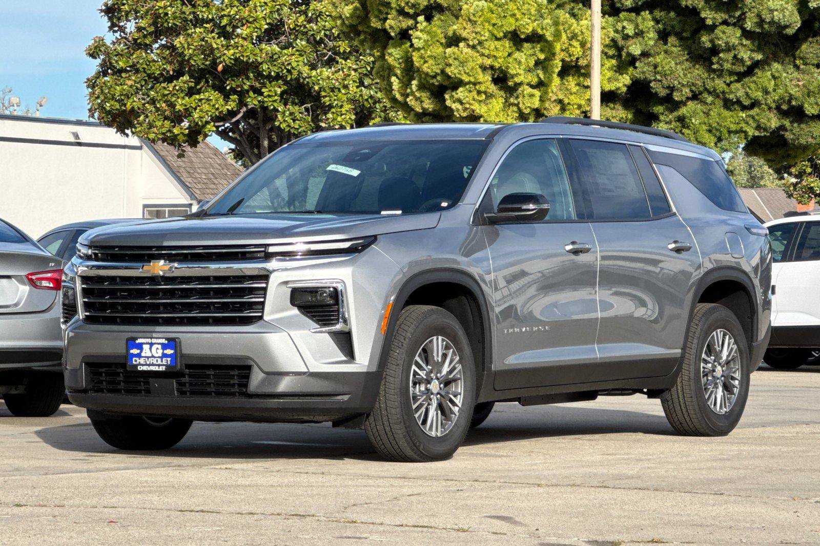 New 2026 Chevrolet Traverse LT FWD image 9
