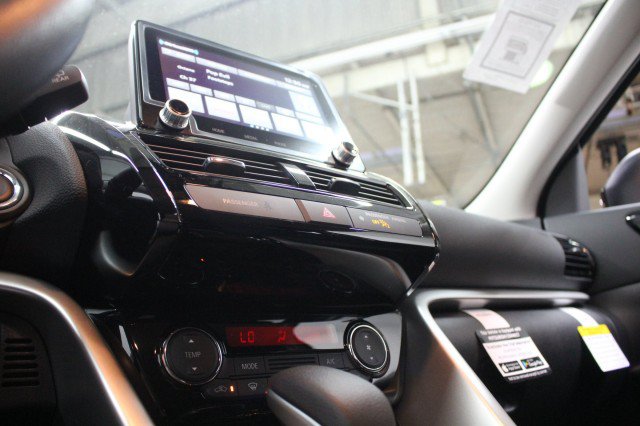New 2026 Mitsubishi Eclipse Cross LE AWD/4WD image 12