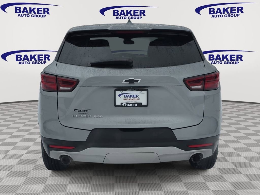 Used 2023 Chevrolet Blazer LT w/ Driver Confidence Package image 6