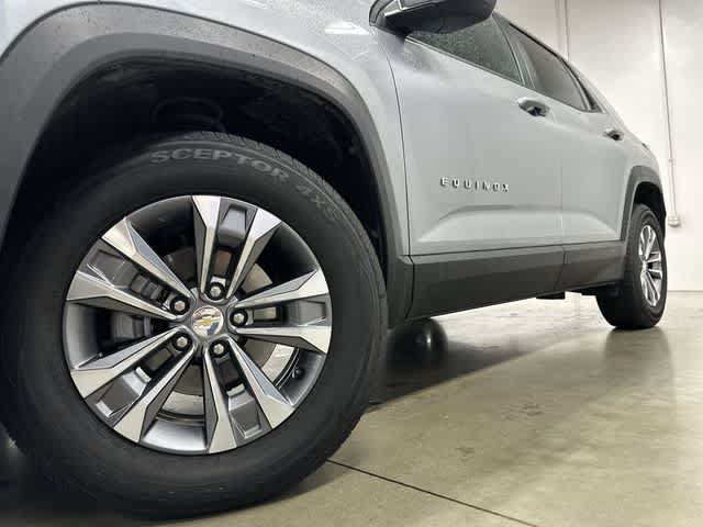 Used 2026 Chevrolet Equinox LT FWD image 28