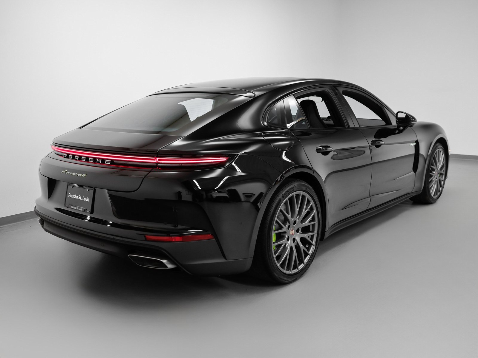 New 2026 Porsche Panamera 4 image 12