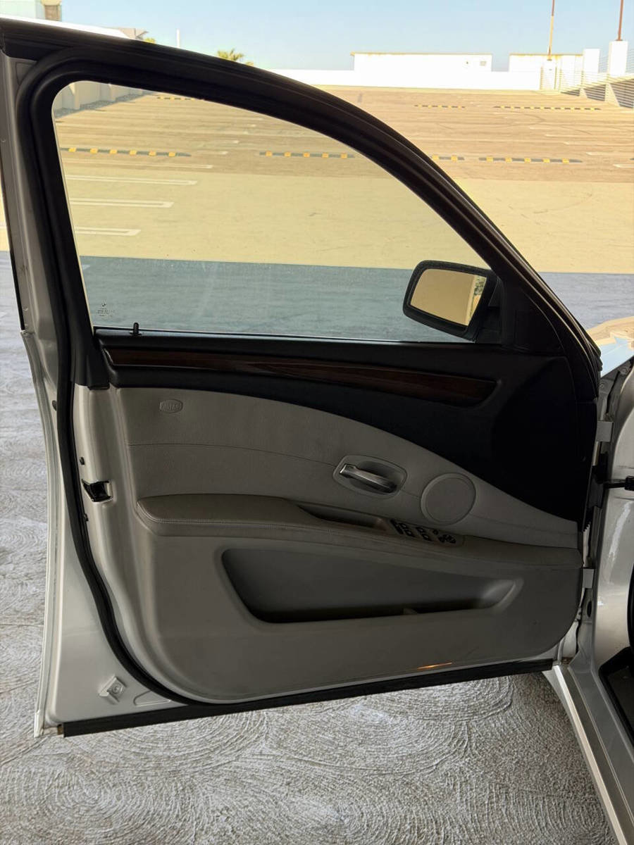 Used 2008 BMW 535i Sedan image 18