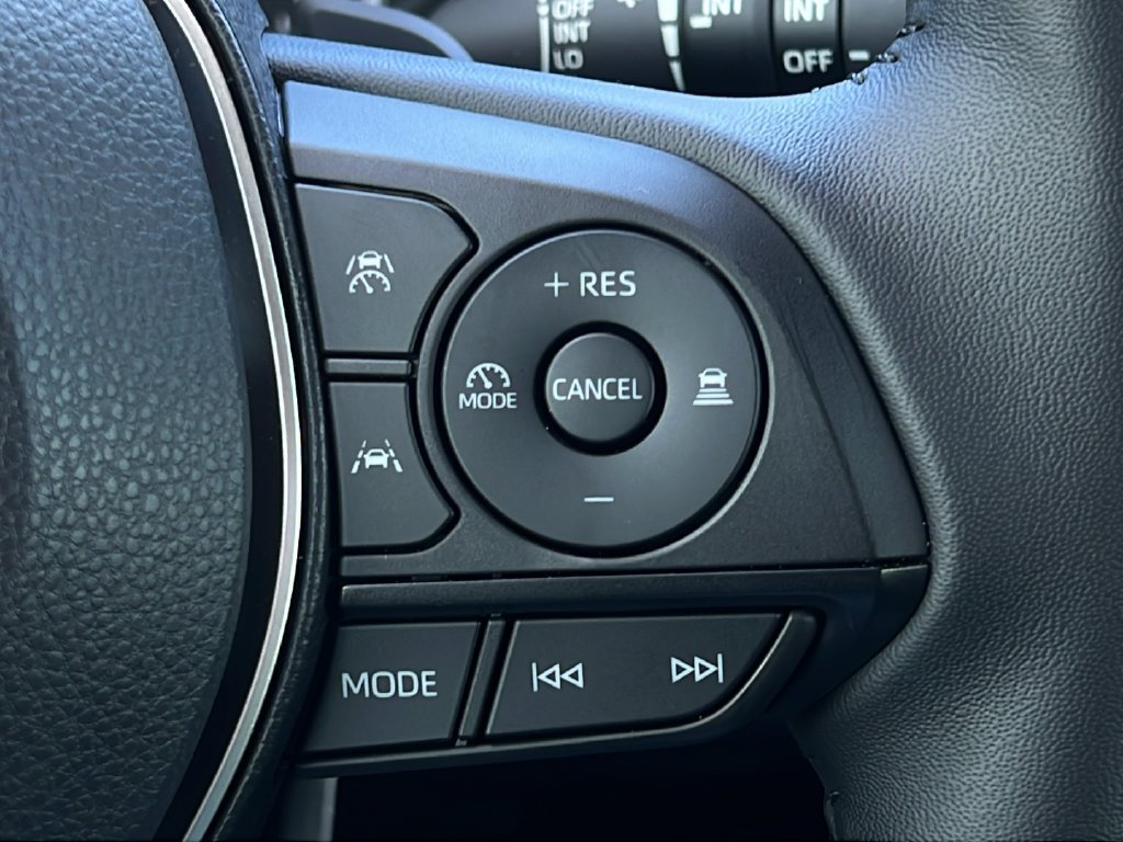 Used 2026 Toyota Corolla SE FWD image 20