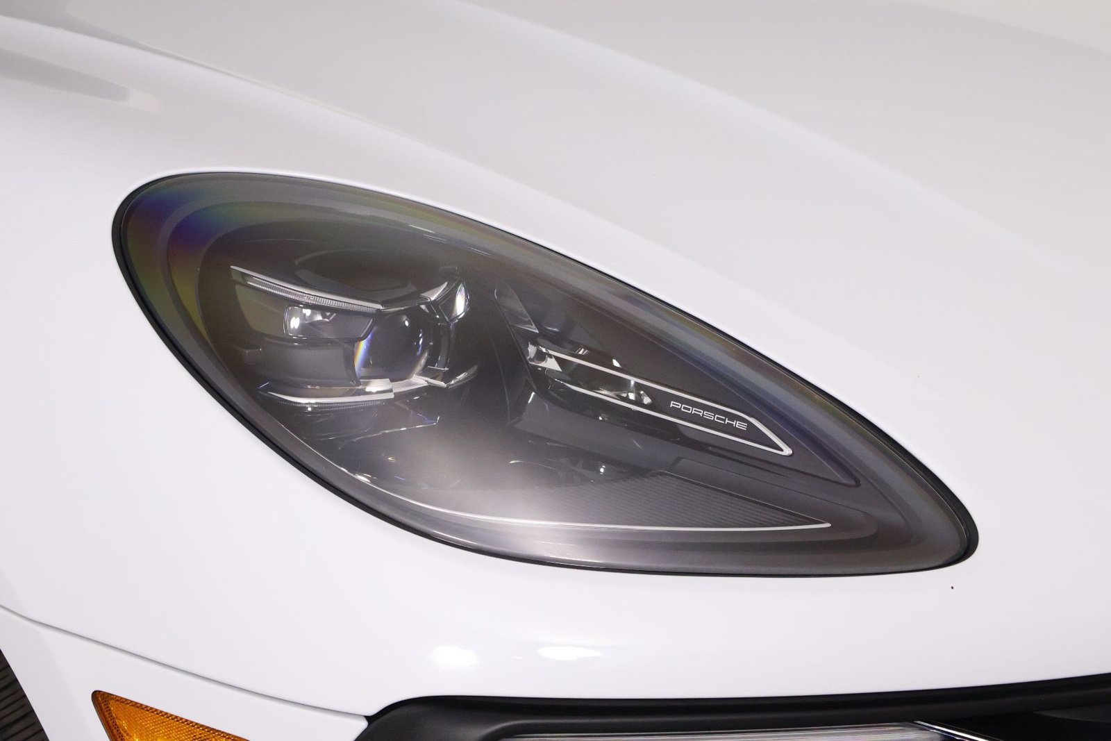 Certified 2026 Porsche Macan S AWD/4WD image 28