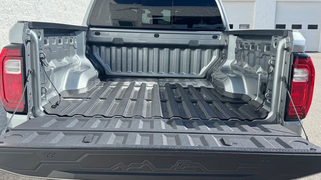 Used 2024 GMC Canyon AT4 w/ Canyon Safety Plus Package image 11