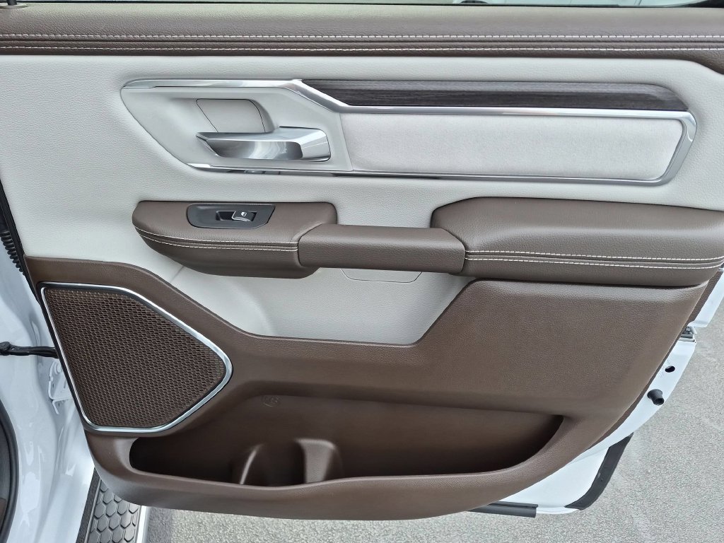 New 2027 RAM 1500 Laramie AWD/4WD image 28