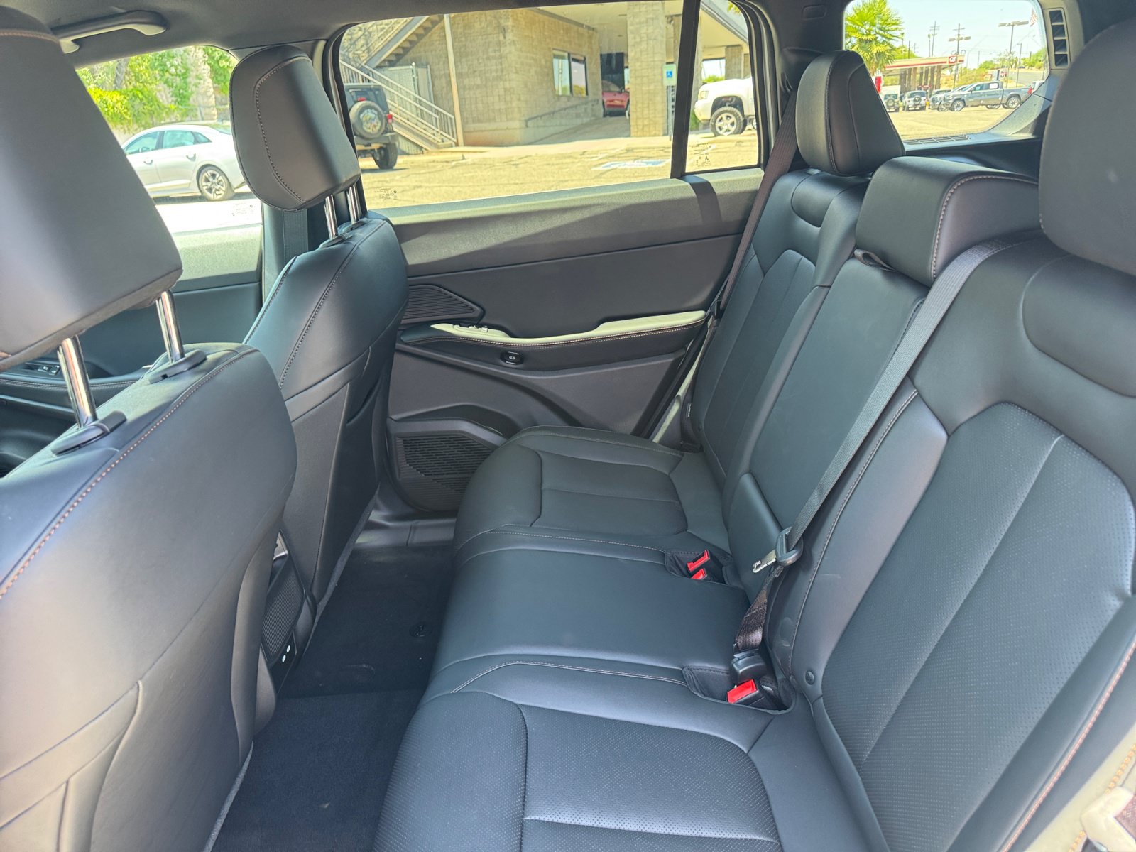 New 2026 Jeep Cherokee Limited AWD/4WD image 17