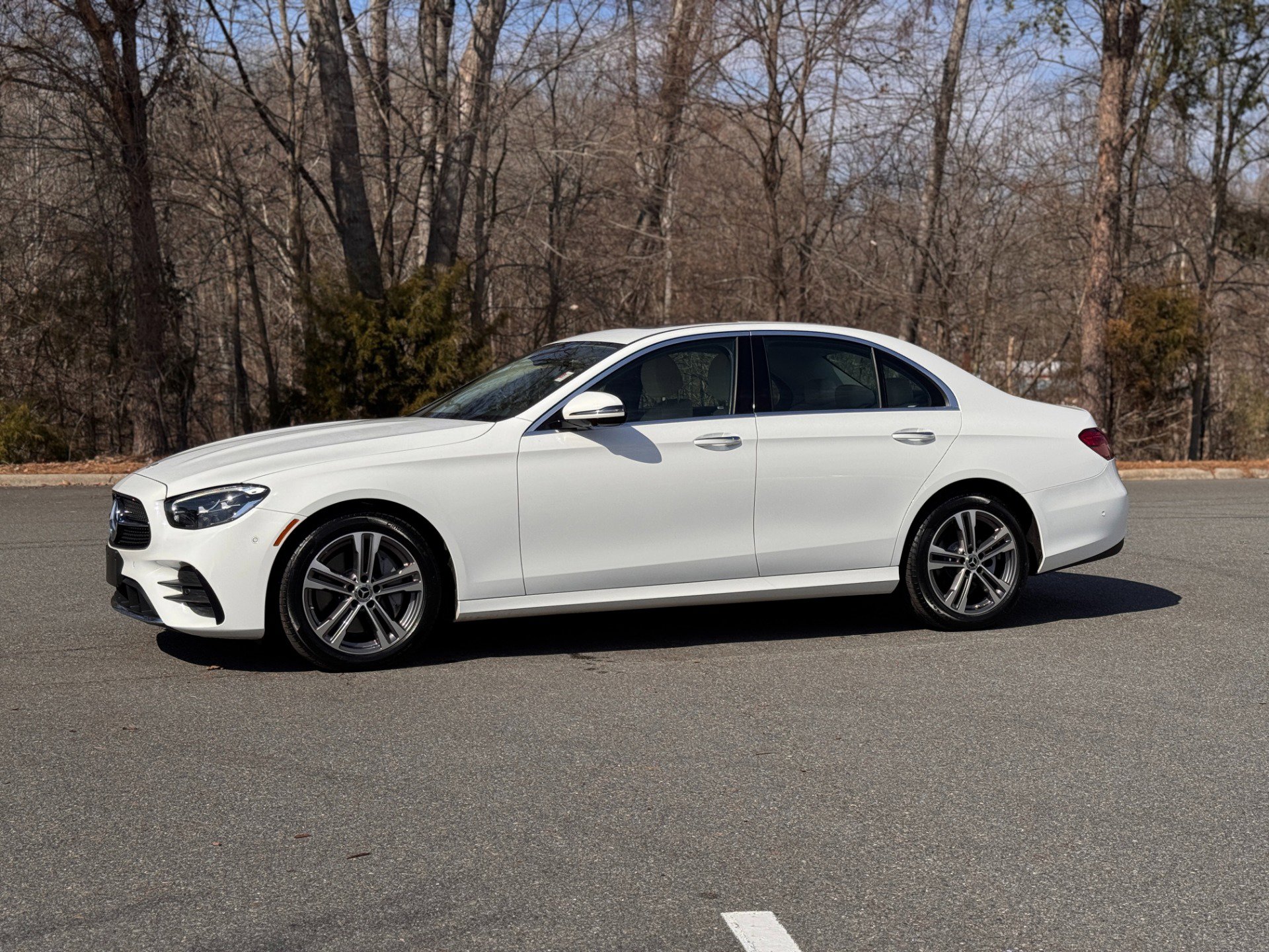 Used 2023 Mercedes-Benz E 350 4MATIC Sedan w/ Premium Package image 5