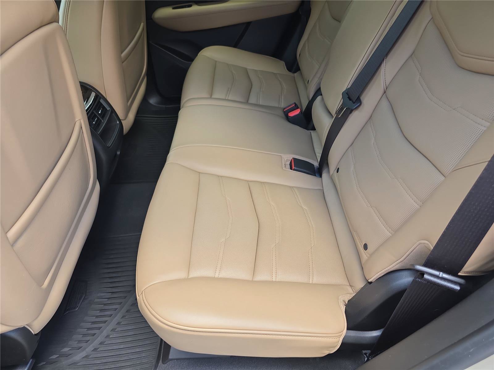 Used 2017 Cadillac XT5 Platinum AWD/4WD image 15
