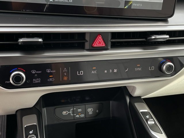 New 2025 Kia Sorento EX image 14