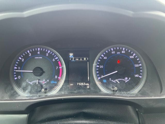 Used 2019 Toyota Highlander LE AWD/4WD image 25