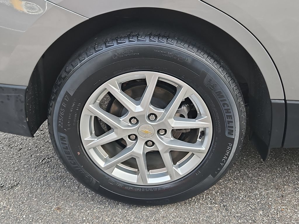 Used 2023 Chevrolet Equinox LT FWD image 7