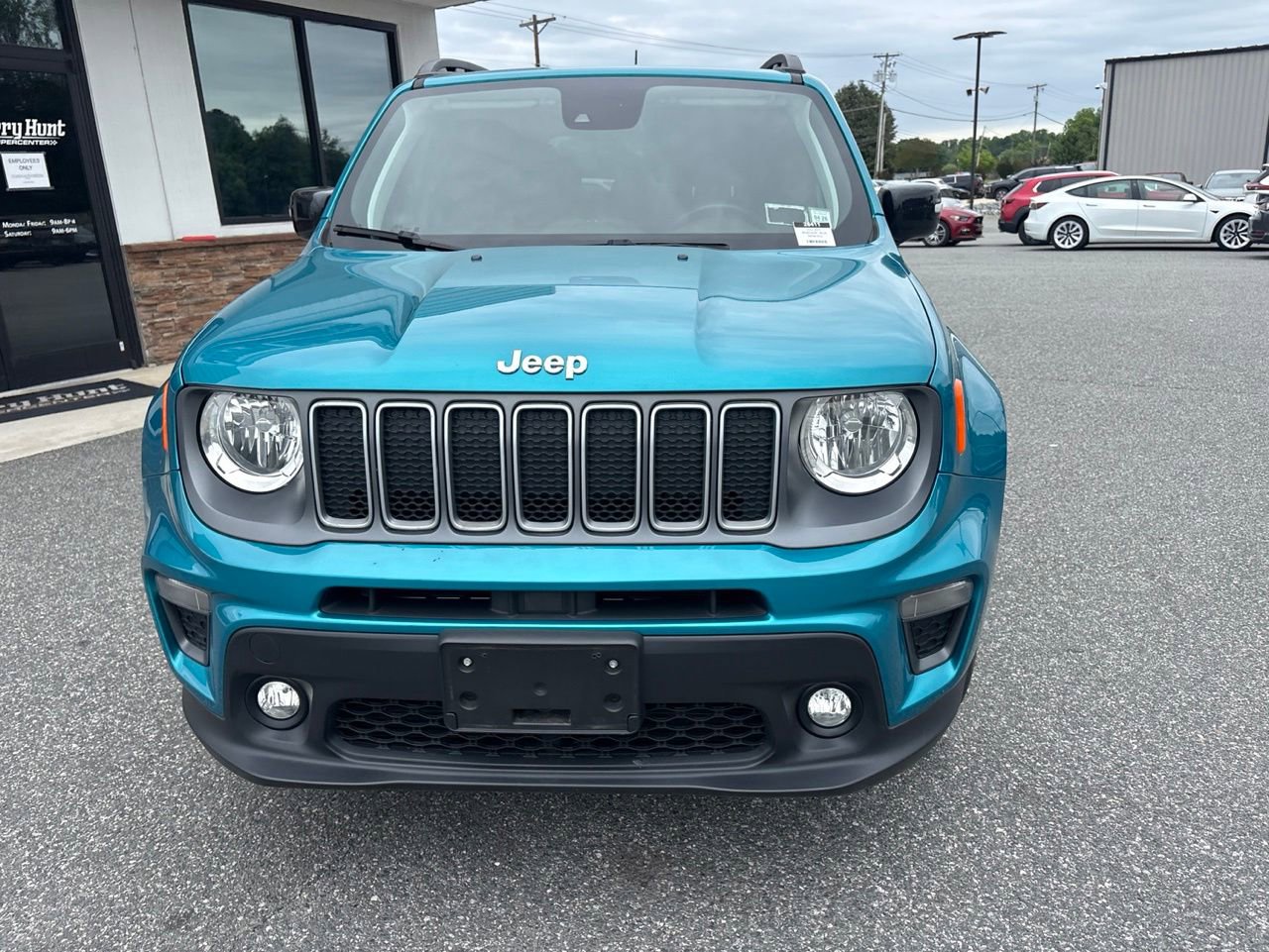 Used 2022 Jeep Renegade Limited w/ Sun, Sound & Wheels Group AWD/4WD image 10