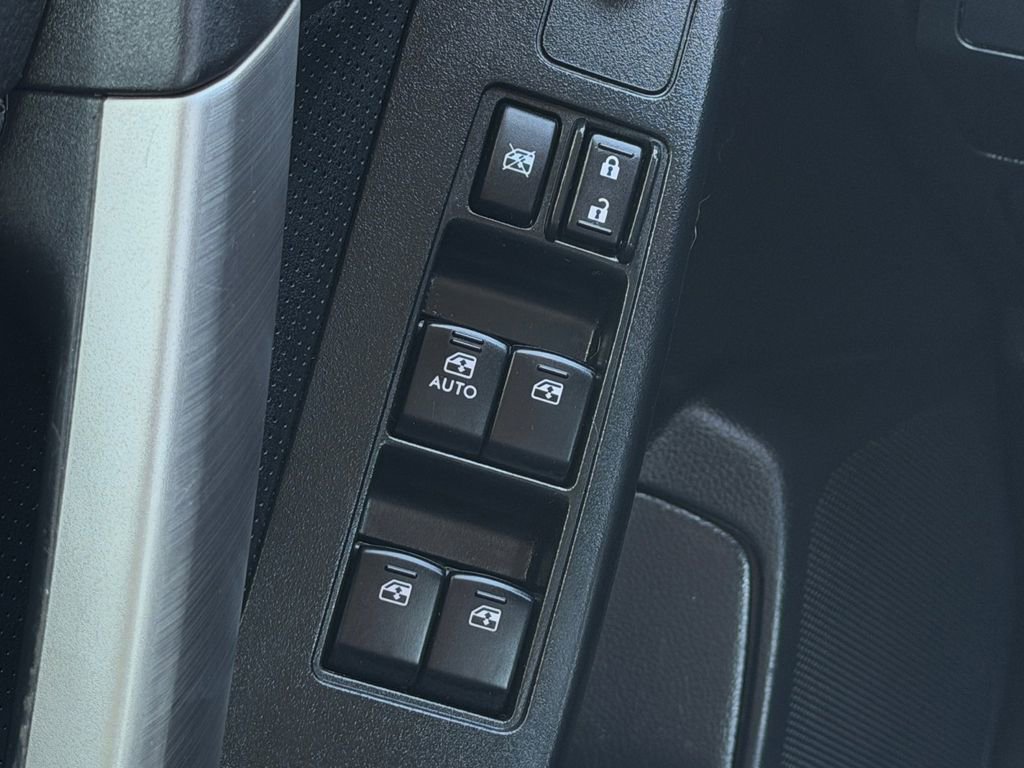 Used 2016 Subaru Forester 2.5i Limited w/ Protection Package #2 image 19