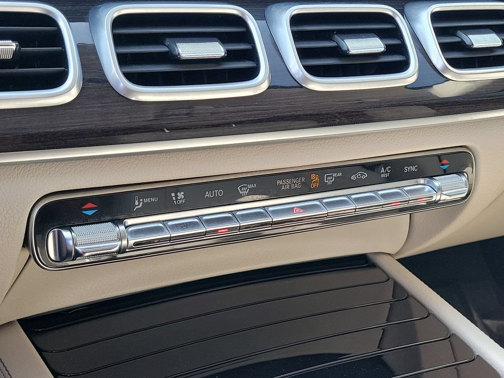 Used 2020 Mercedes-Benz GLS 450 4MATIC image 17