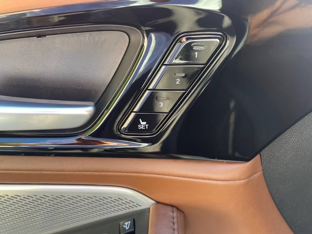 Used 2022 Acura MDX w/ Technology Package AWD/4WD image 28