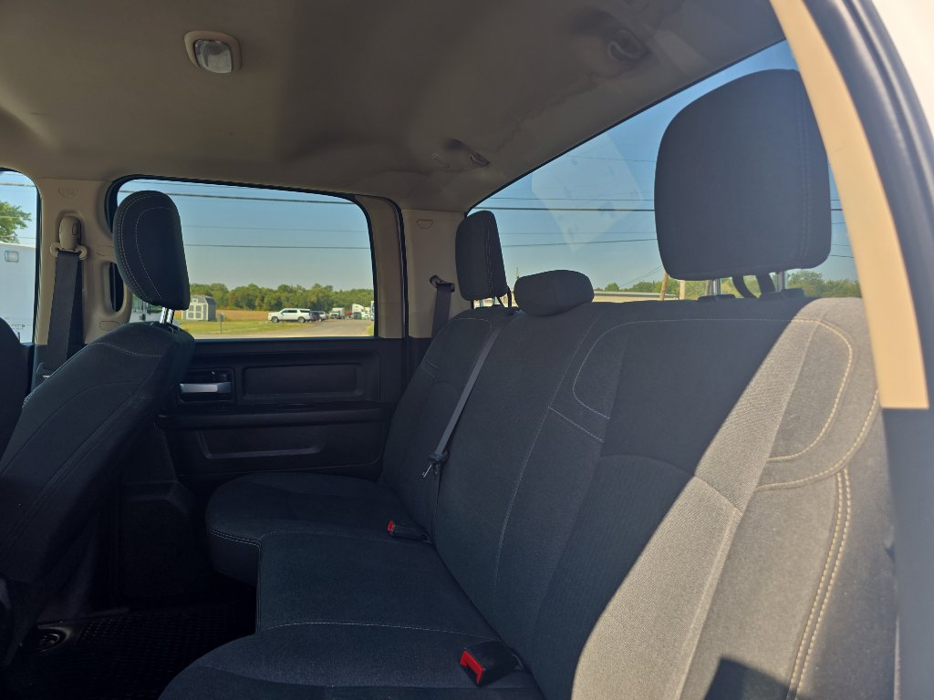 Used 2019 RAM 2500 Tradesman w/ Chrome Appearance Group image 17