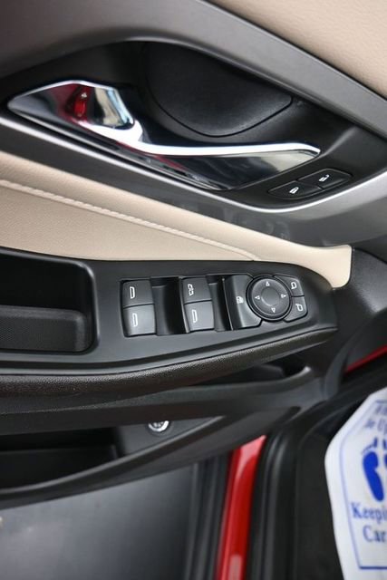 Used 2023 Chevrolet Traverse LT image 13