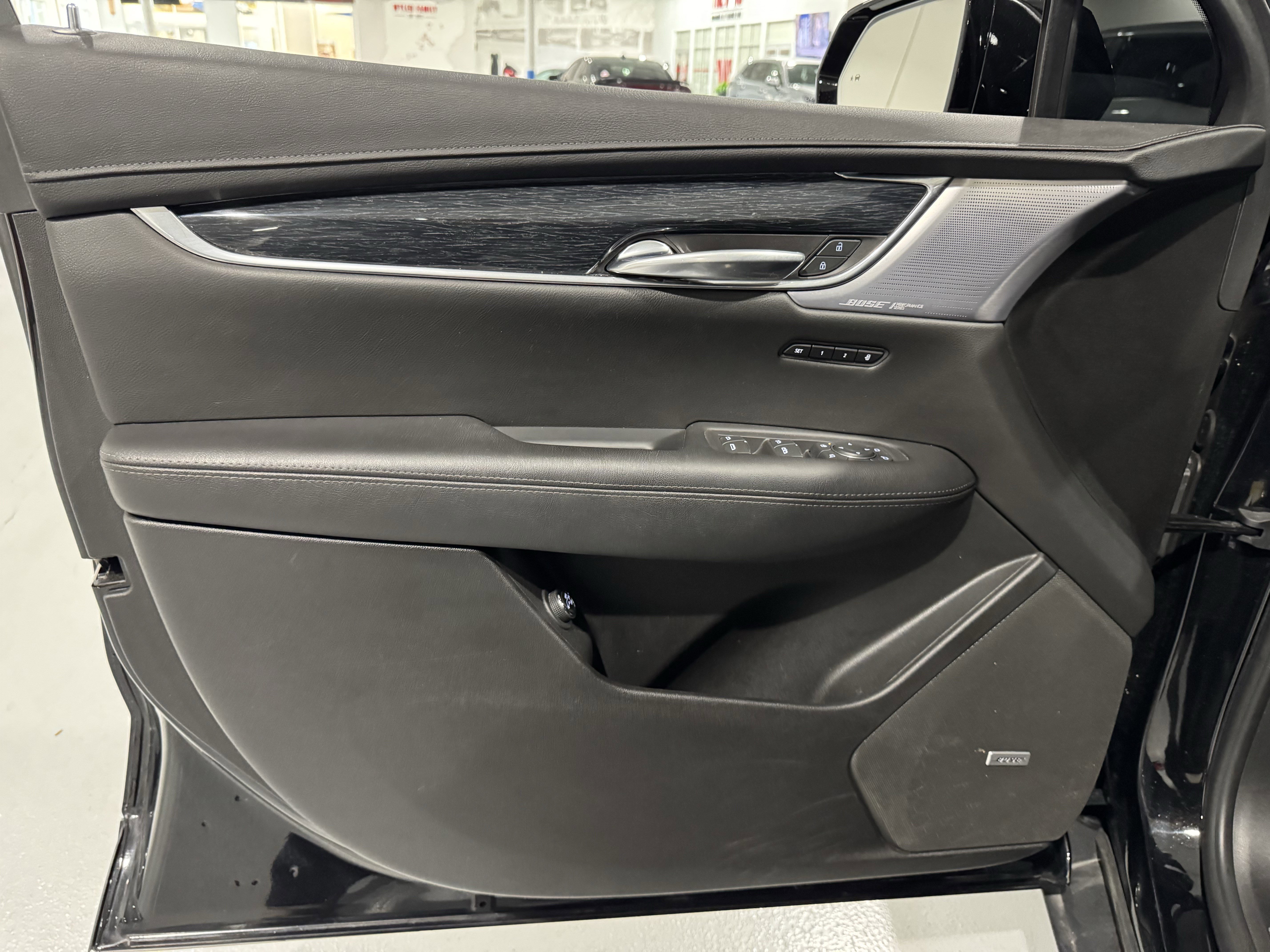 Used 2020 Cadillac XT5 Premium Luxury image 23