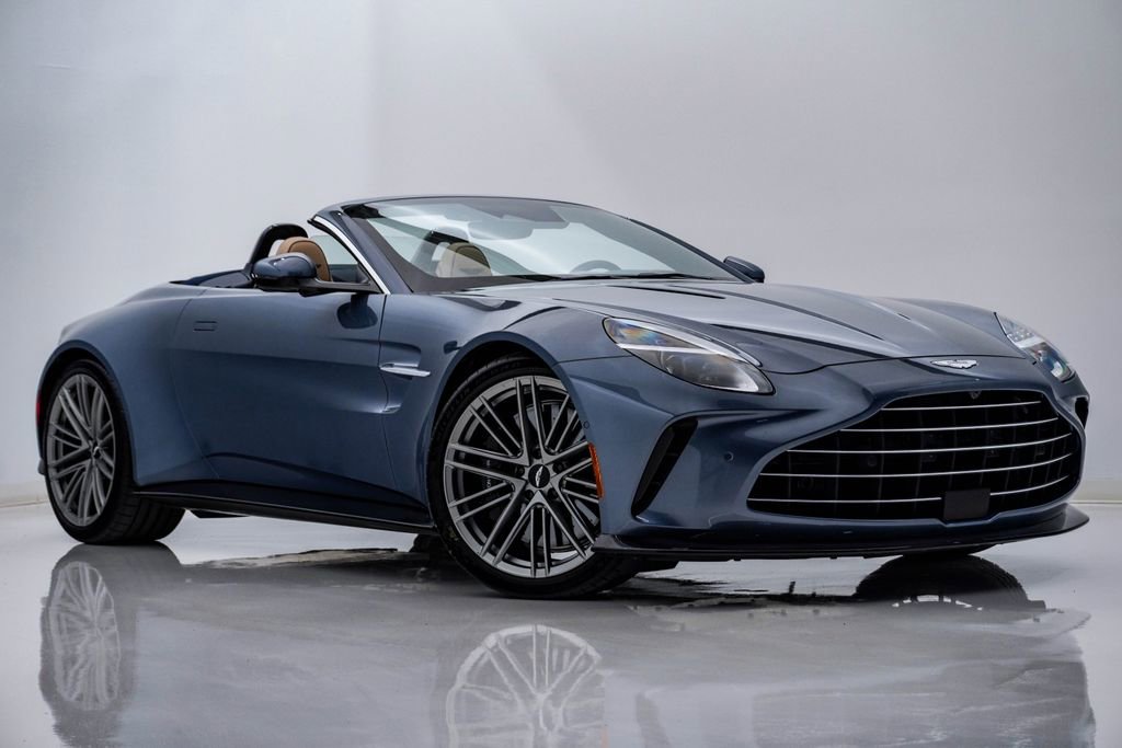 Used 2026 Aston Martin V8 Vantage Roadster RWD image 1