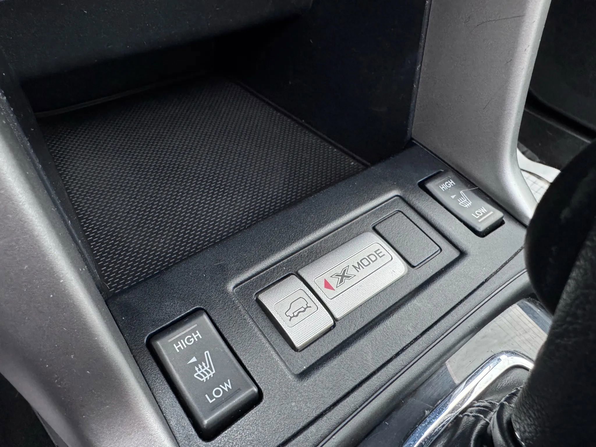 Used 2015 Subaru Forester 2.0XT Touring w/ Rugged Package #2 image 41