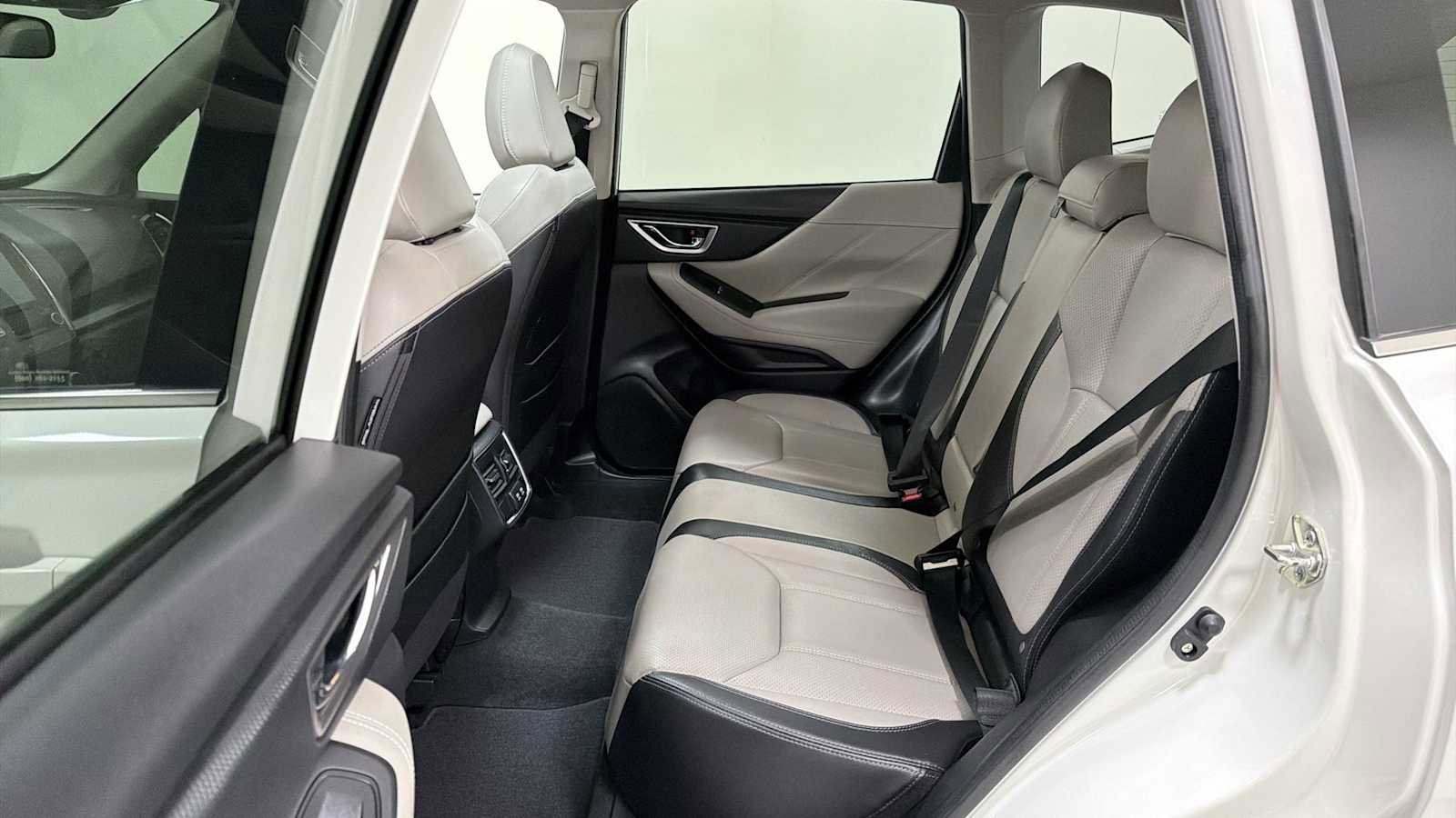 Used 2019 Subaru Forester Limited AWD/4WD image 25