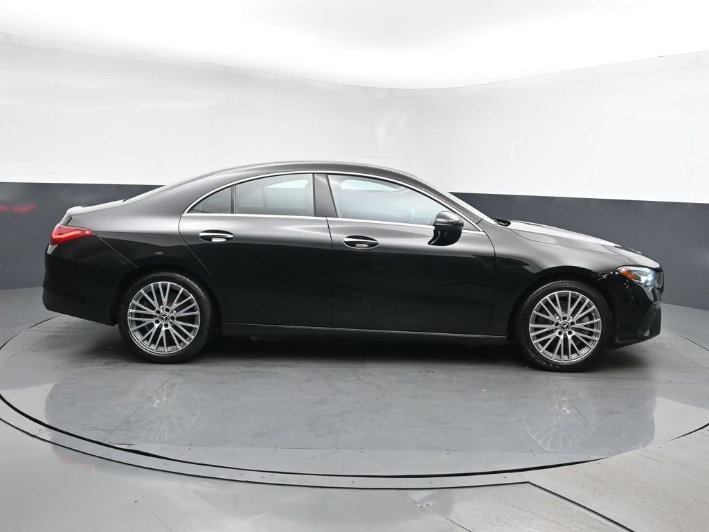 Used 2025 Mercedes-Benz CLA 250 4MATIC image 3