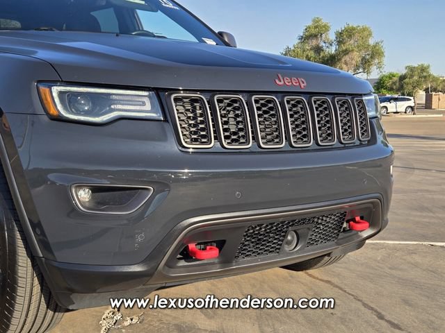Used 2018 Jeep Grand Cherokee Trailhawk w/ Trailhawk Luxury Group AWD/4WD image 8