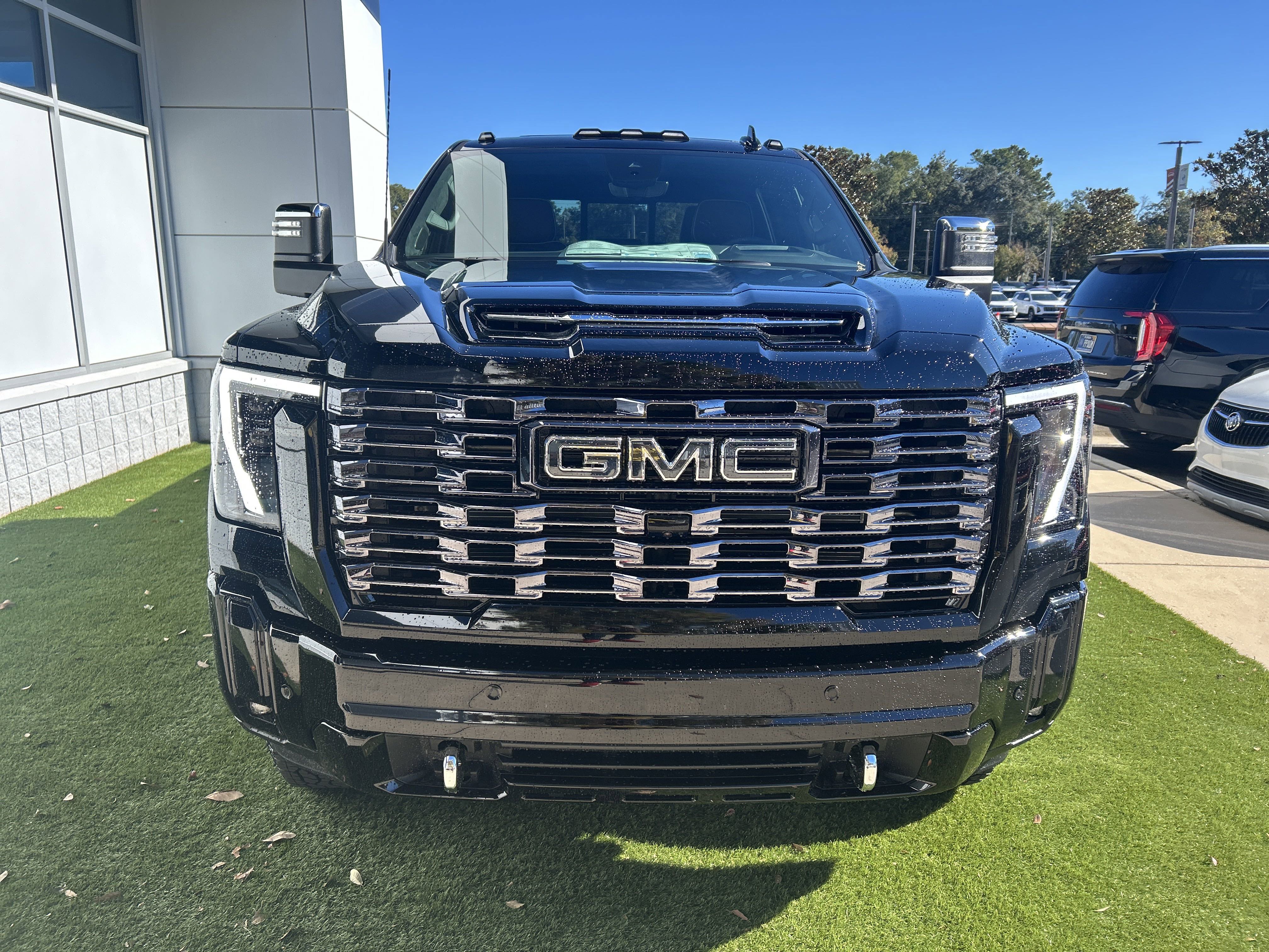 New 2026 GMC Sierra 2500 Denali Ultimate image 2