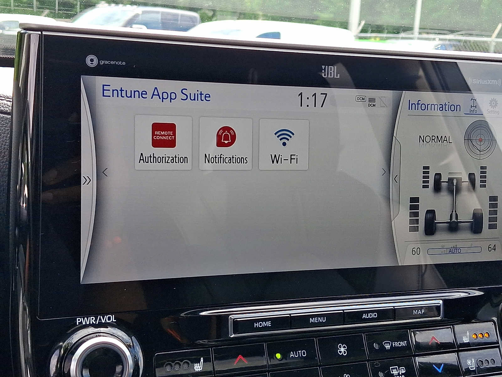 Used 2021 Toyota Highlander Limited AWD/4WD image 29