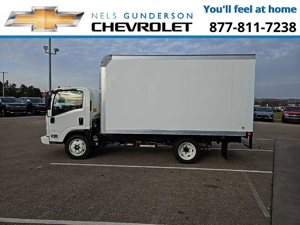 New 2025 Chevrolet Low Cab Forward image 3