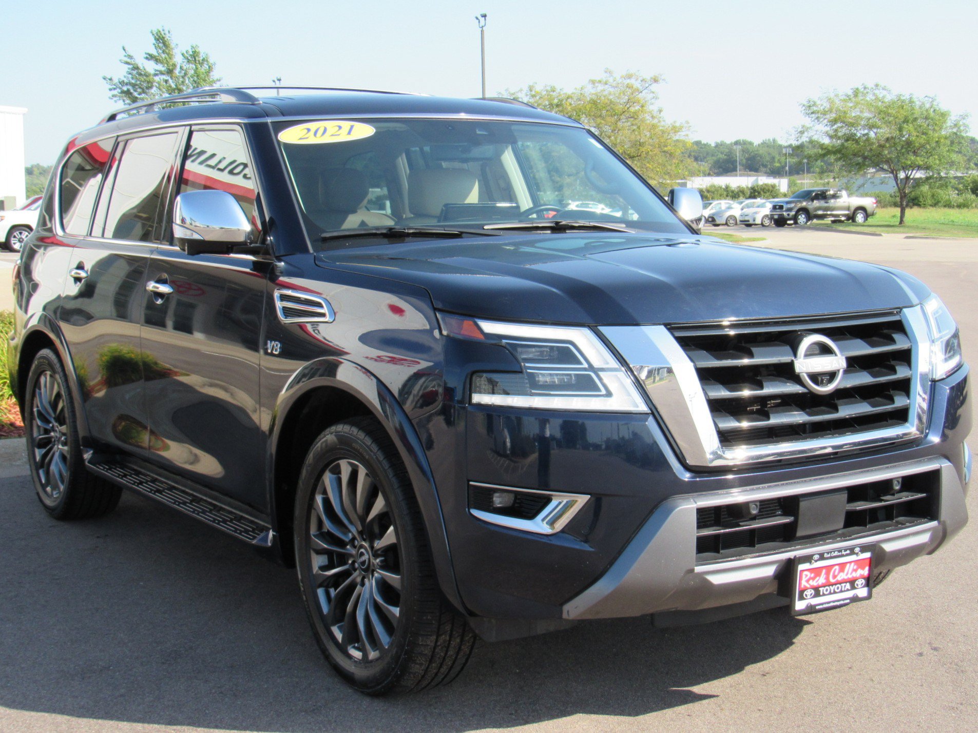 Used 2021 Nissan Armada Platinum w/ Captain's Chairs Package AWD/4WD image 4
