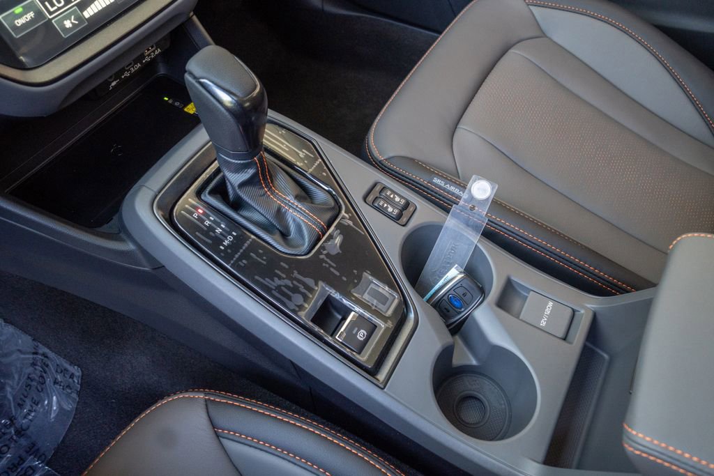 Certified 2025 Subaru Crosstrek 2.5i Limited w/ Popular Package #4A image 10