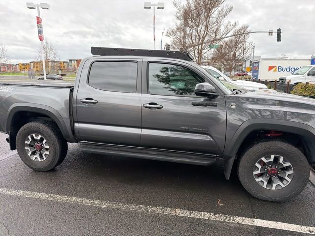 Certified 2022 Toyota Tacoma TRD Off-Road w/ Technology Package image 4