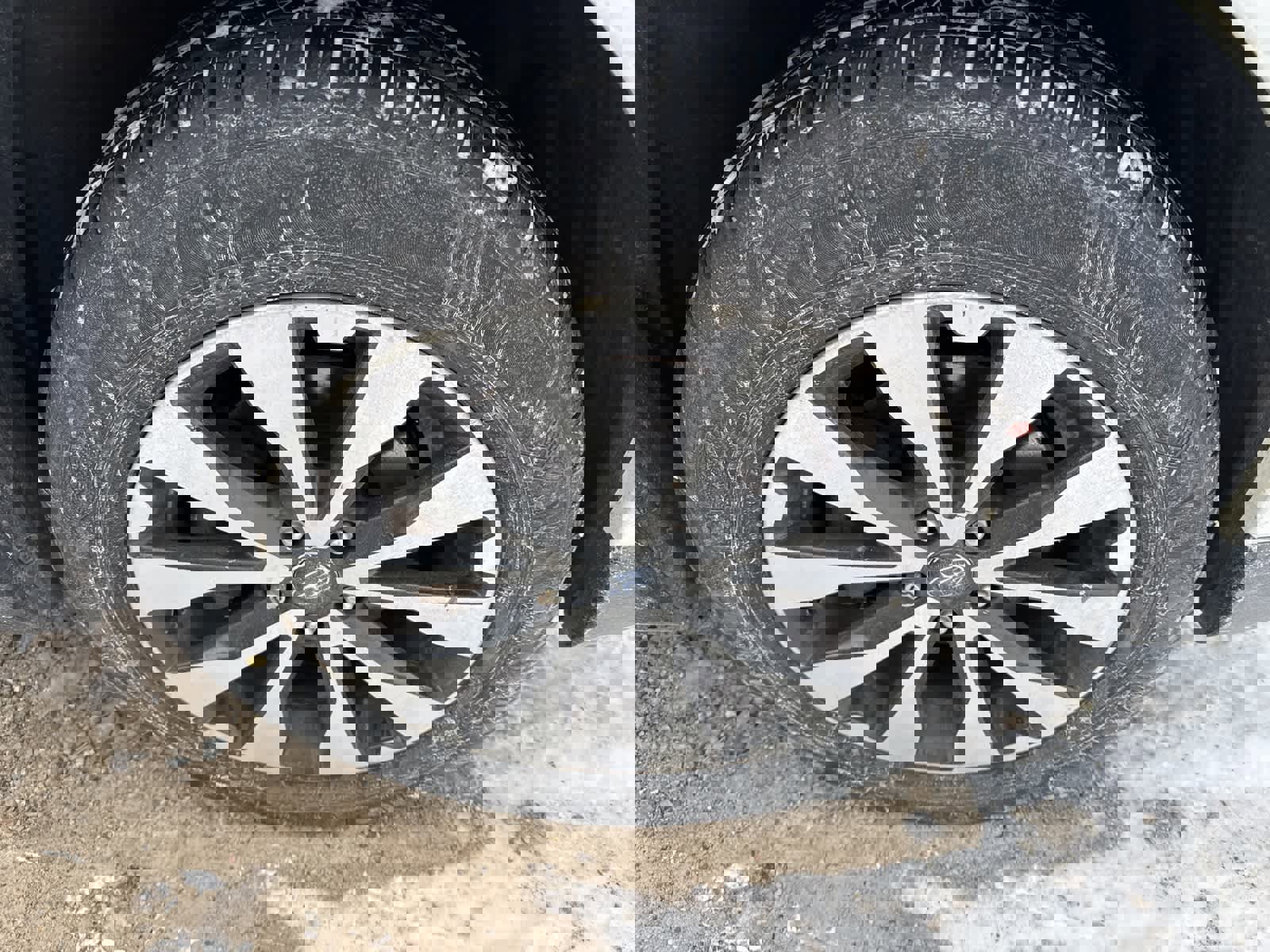 Used 2016 Subaru Outback 2.5i Limited image 7