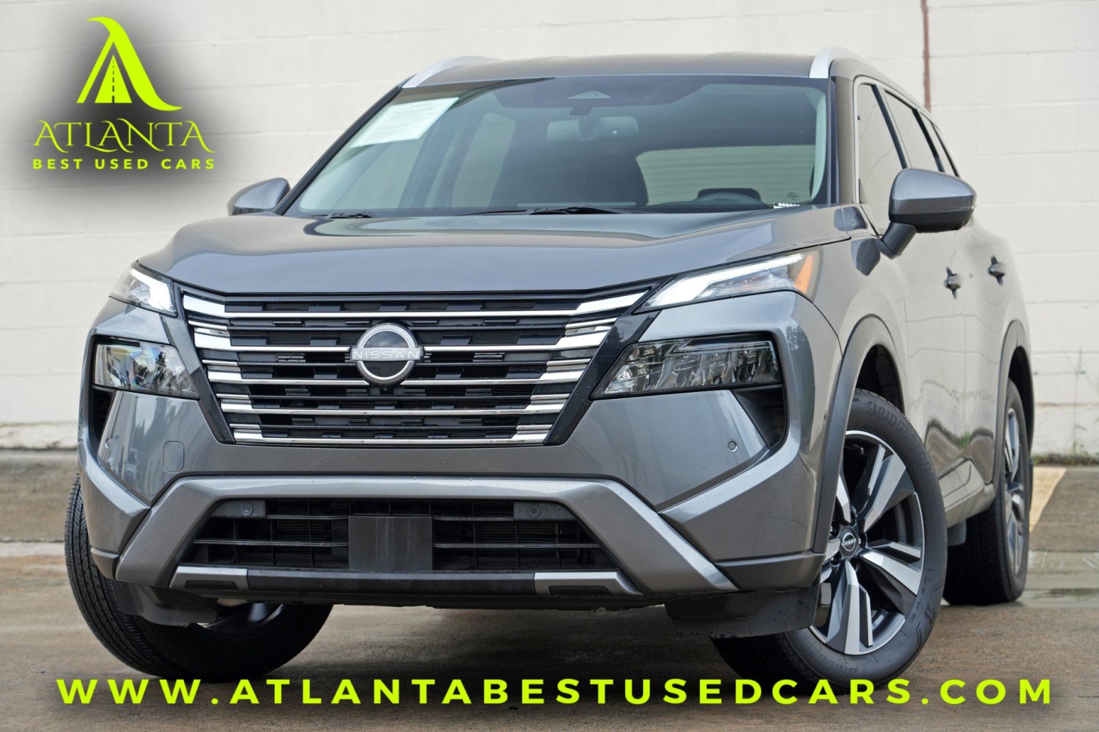 Used 2024 Nissan Rogue SL FWD image 1