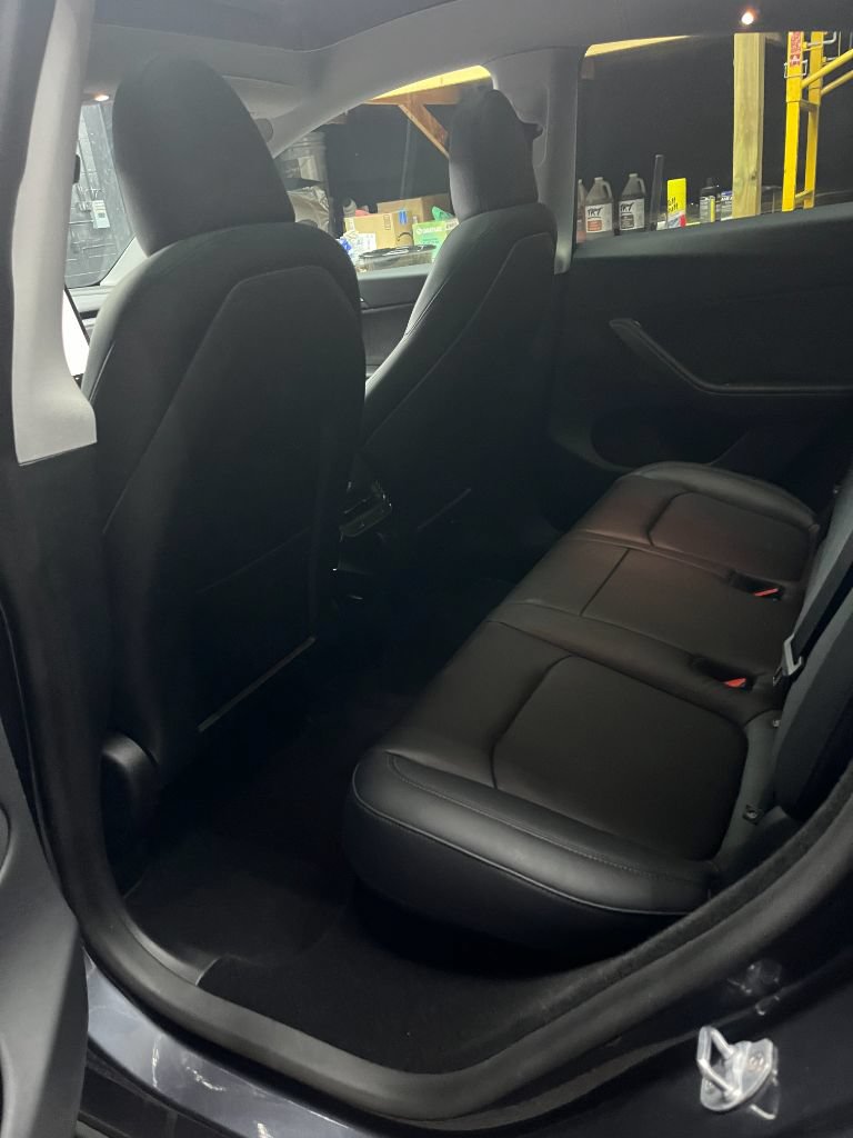 Used 2024 Tesla Model Y Long Range RWD image 6