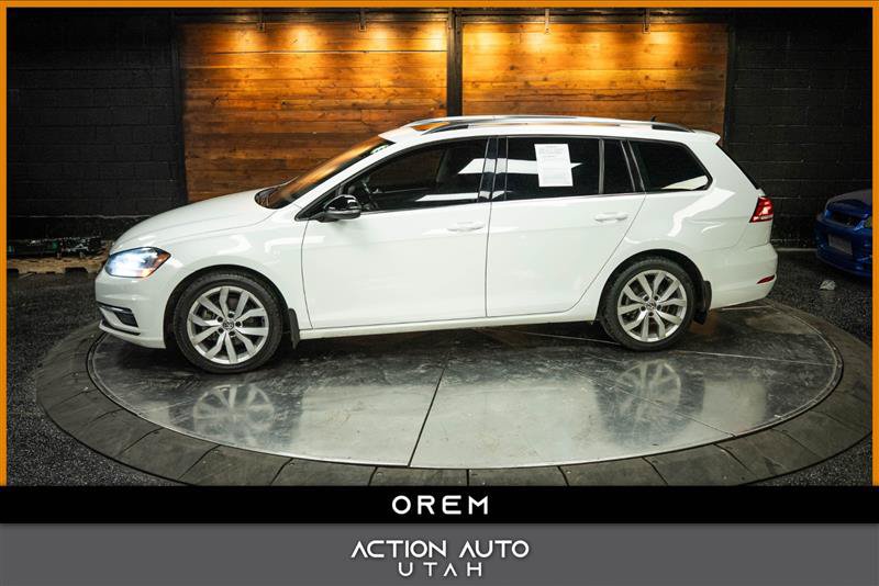 Used 2018 Volkswagen Golf SEL FWD image 1