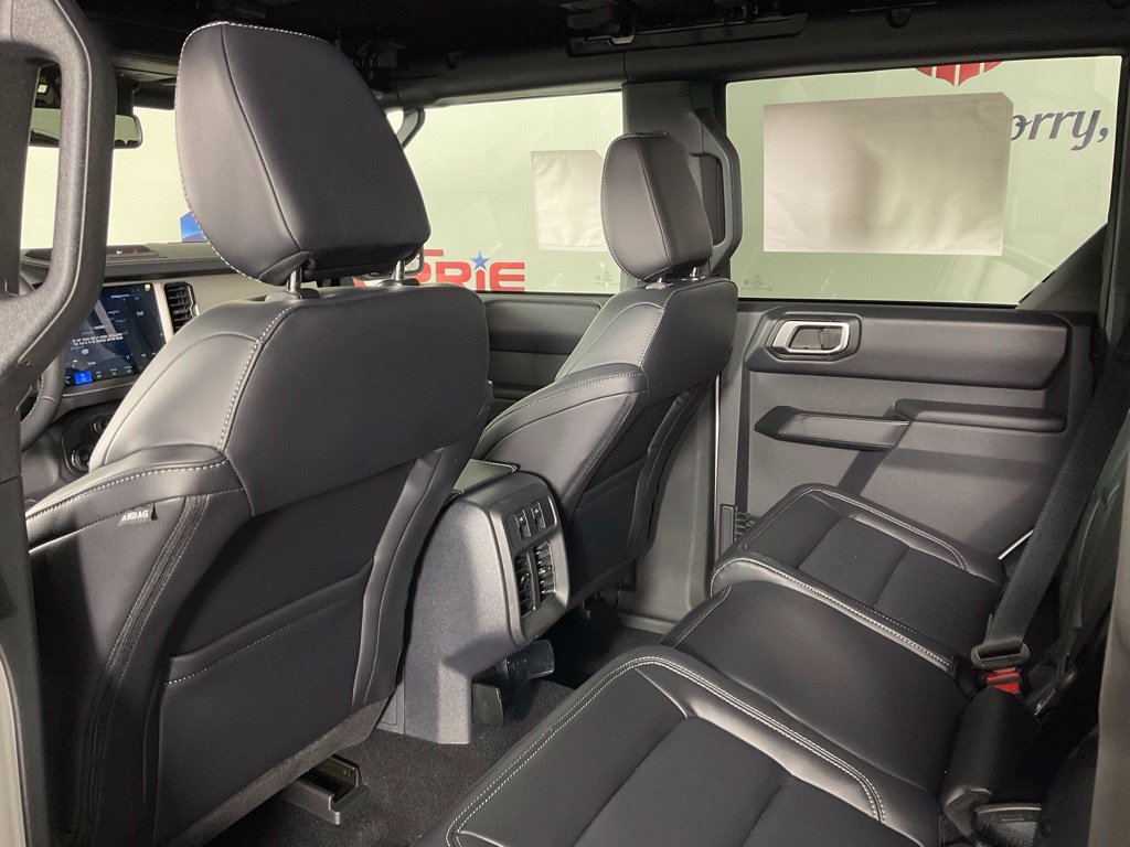 New 2026 Ford Bronco Outer Banks AWD/4WD image 15