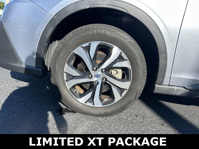 Used 2022 Subaru Outback Limited XT image 9