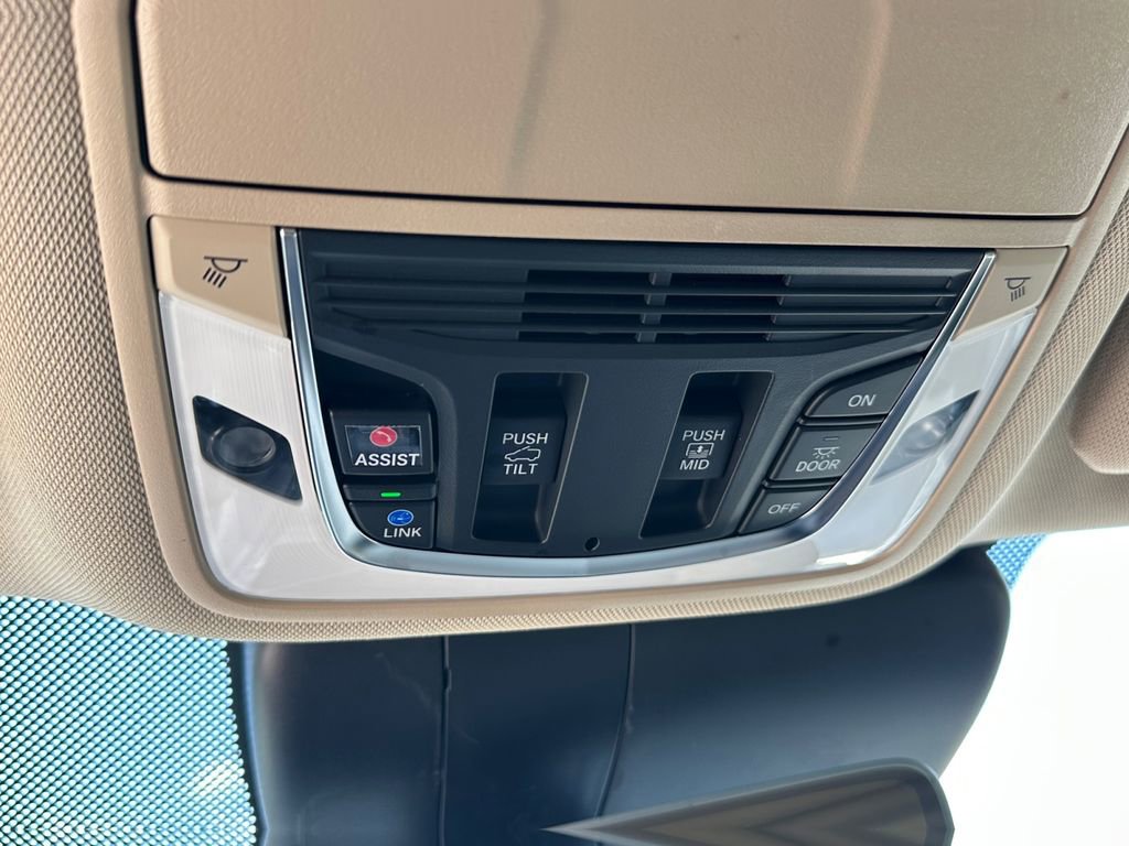 Used 2023 Acura RDX AWD image 28