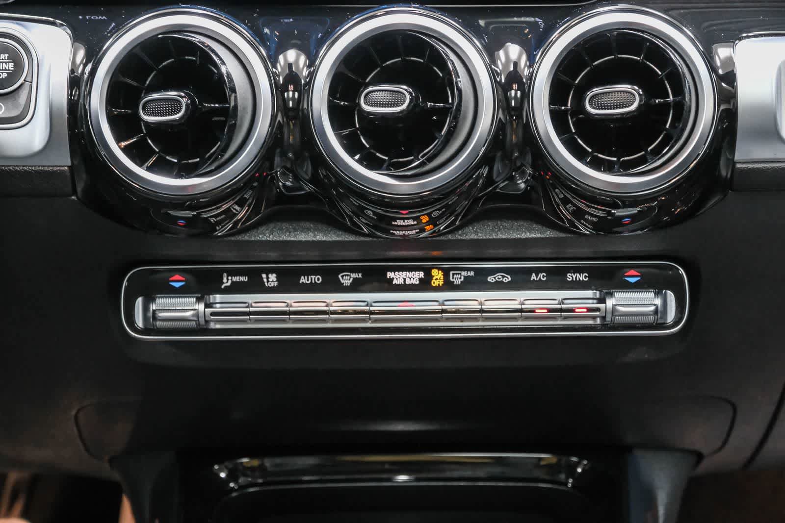 Certified 2023 Mercedes-Benz GLB 250 image 17