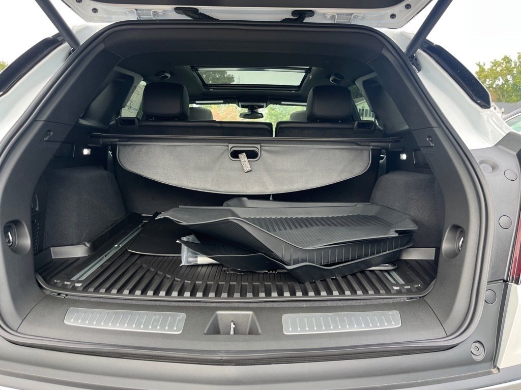 New 2025 Cadillac XT5 Premium Luxury w/ LPO, Floor Liner Package image 13
