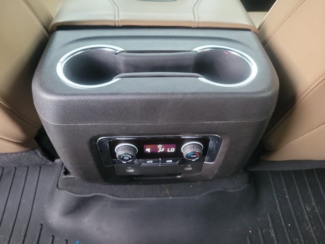 Used 2021 Chevrolet Tahoe Premier RWD image 13
