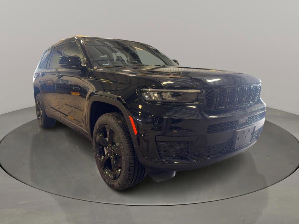 New 2025 Jeep Grand Cherokee L Altitude image 1