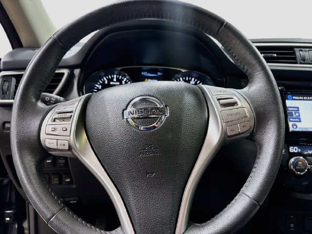 Used 2014 Nissan Rogue SL AWD/4WD image 12