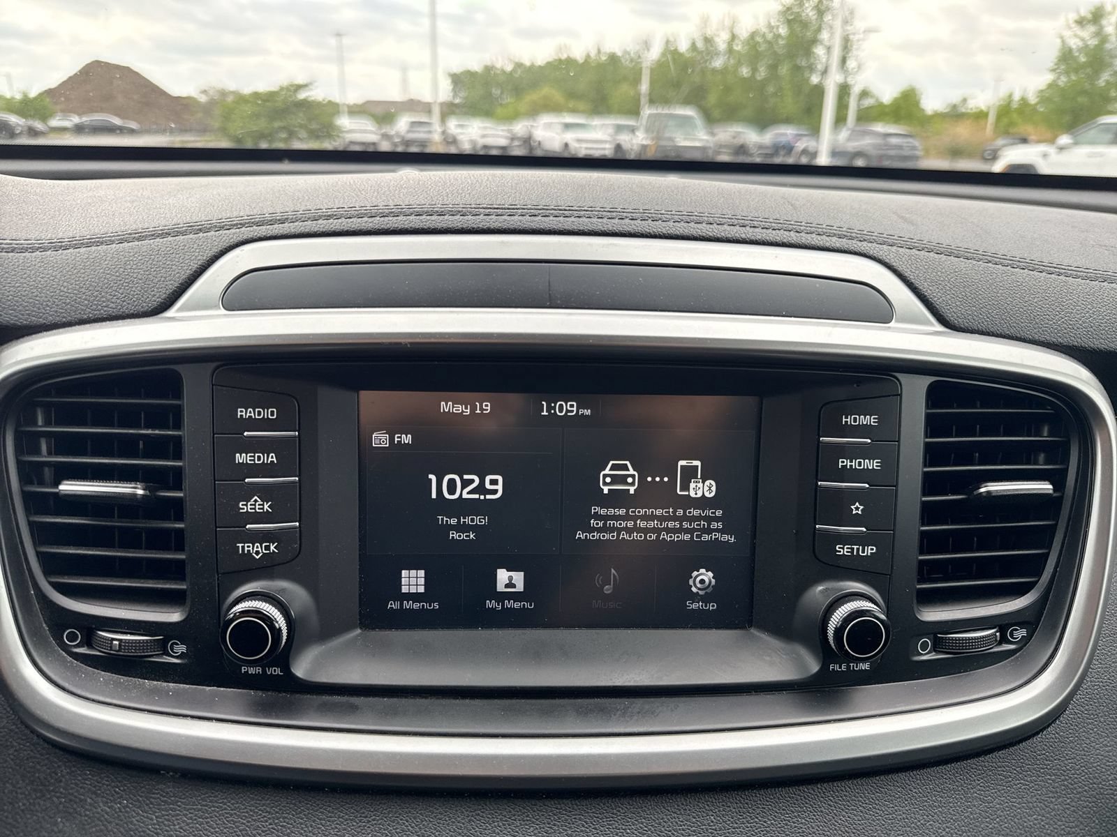 Used 2019 Kia Sorento L FWD image 16